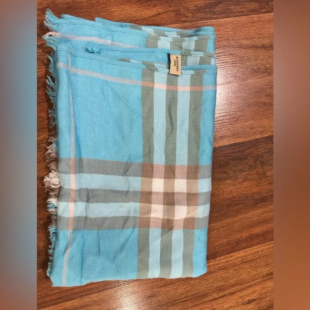 Non Brand stylish scarf